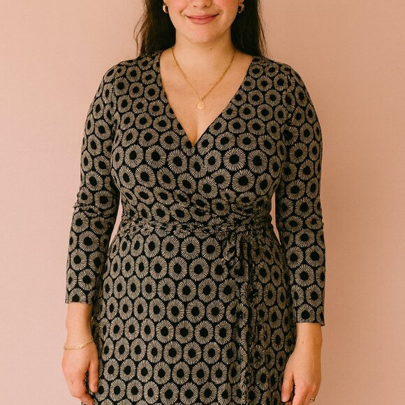 Planet dress - size 12 - Picture 1 of 4